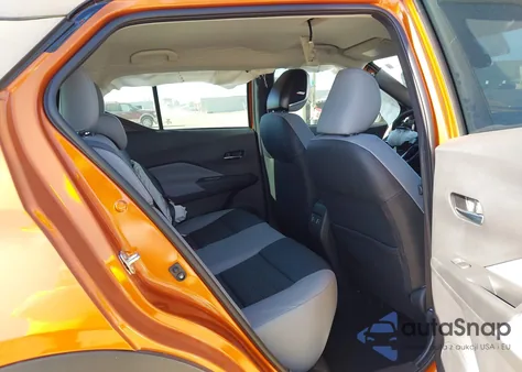 2023 Nissan Kicks Sr Xtronic Cvt z USA, uszkodzony, nr VIN 3N1CP5DV3PL567797